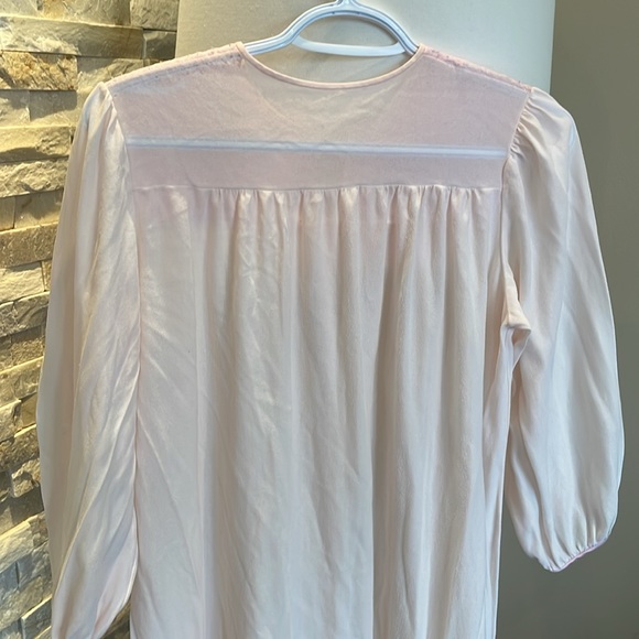 Slumber Suzy Vintage Nightgown - Picture 4 of 6